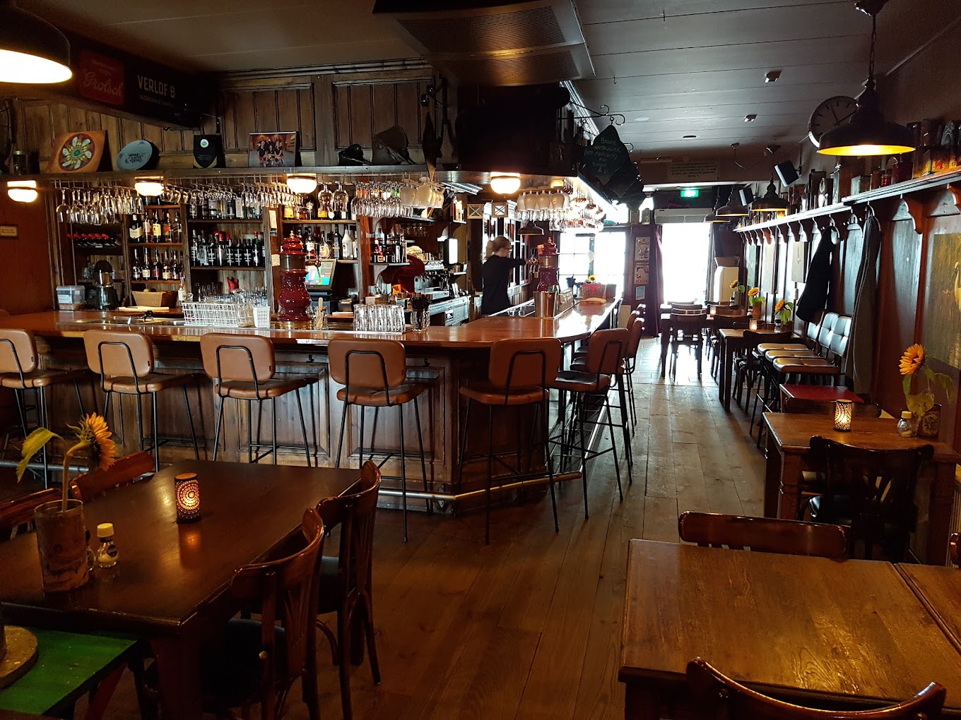 Interieur van Eetcafé De Rog